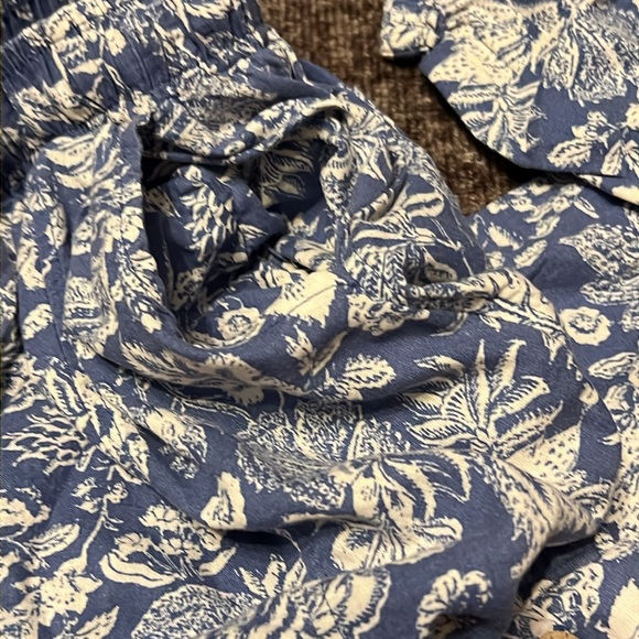 Christian Siriano Blue/Cream Rayon/Linen Blend baggy crop pants  size small - Picture 8 of 9